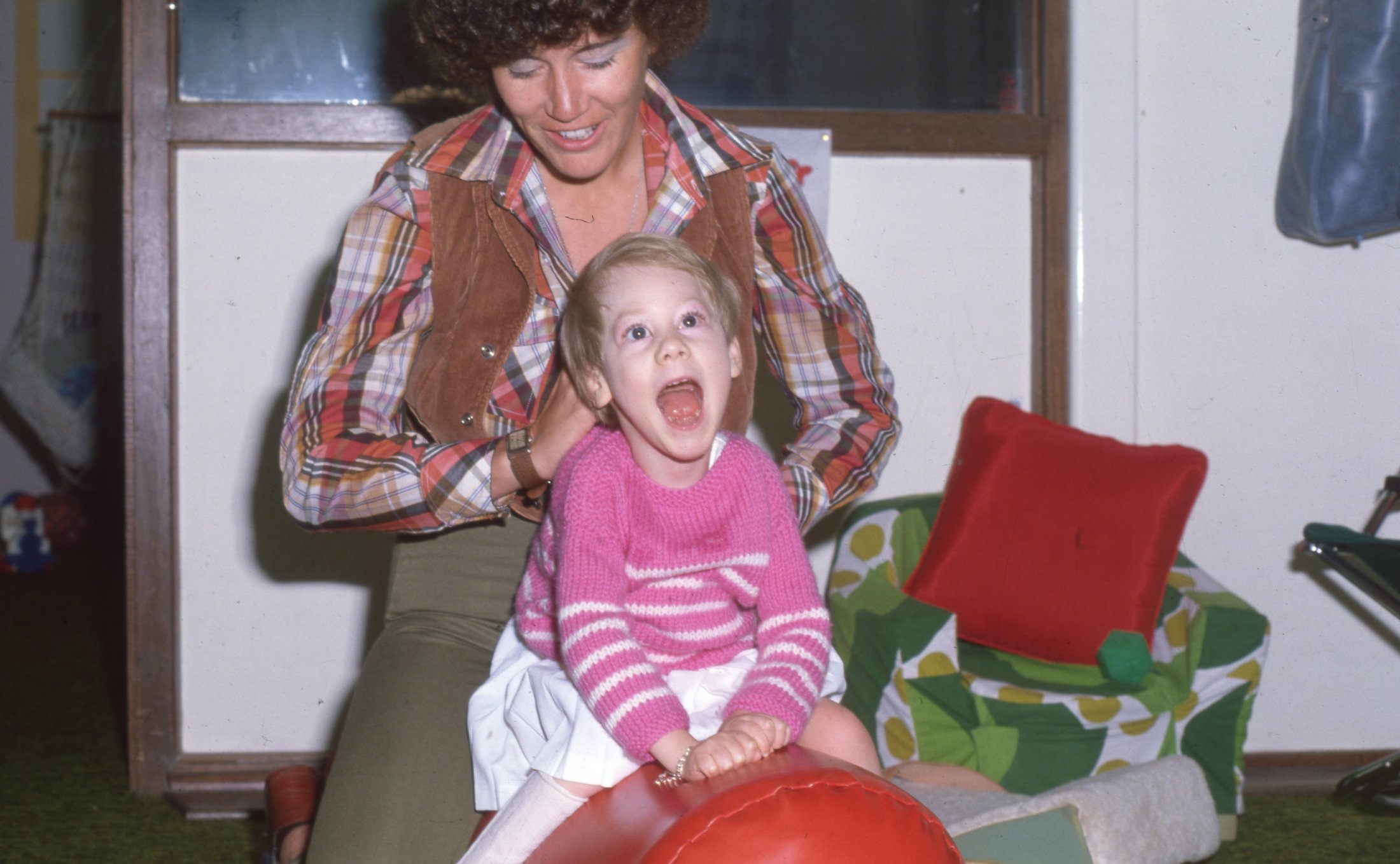 1970-80 - KC - Caretaker And Child (5)