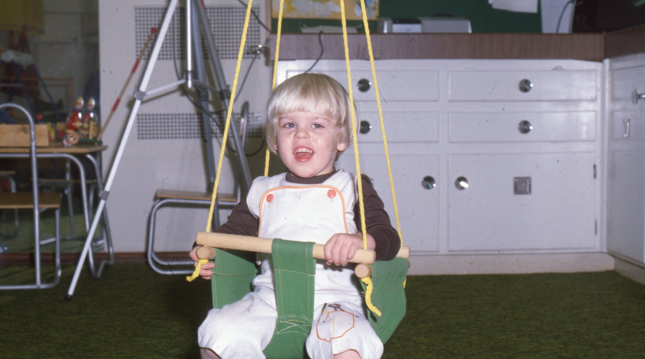 1970-80 - KC - Child In Swing