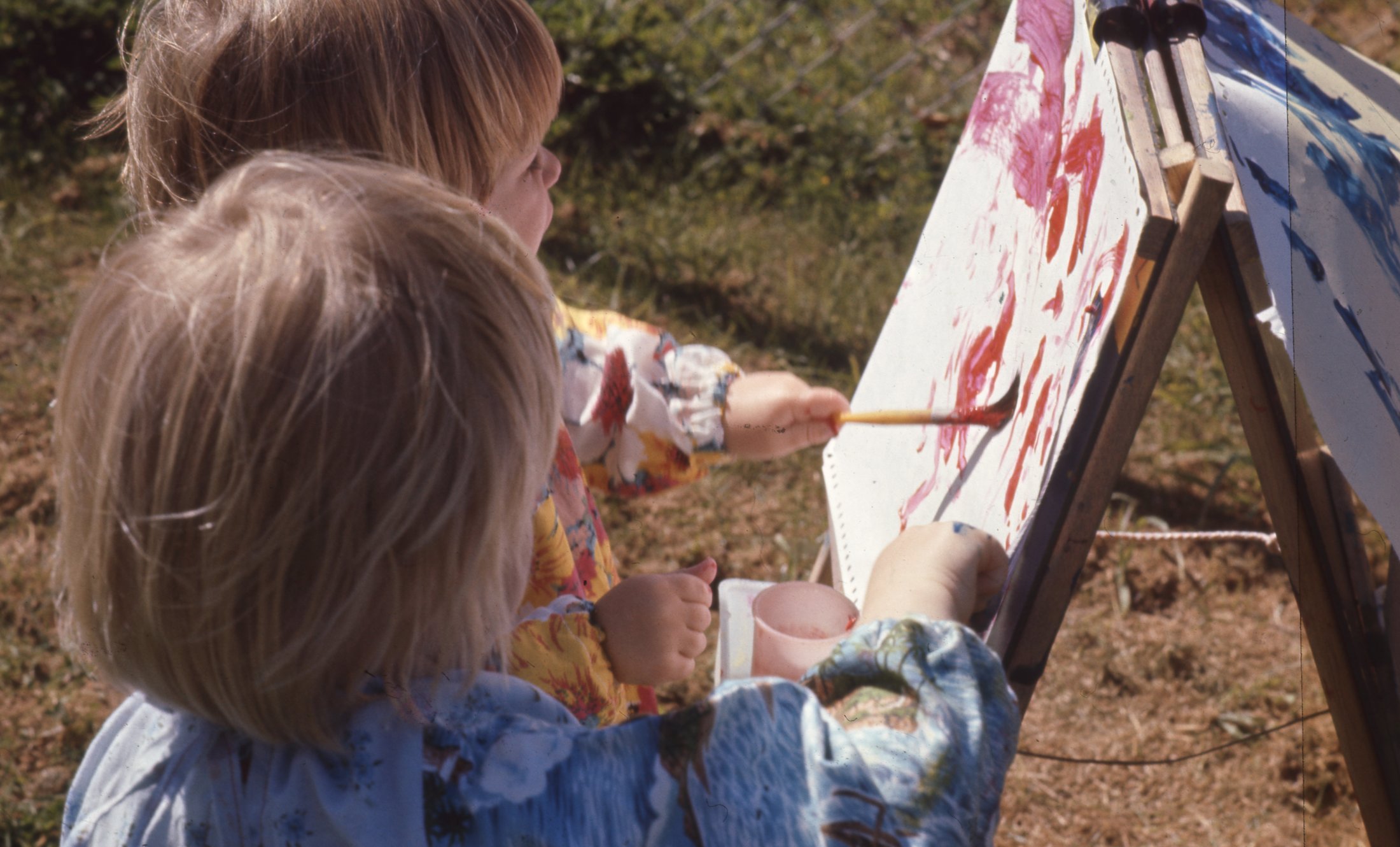 1970-80 - KC - Children Painting (5)
