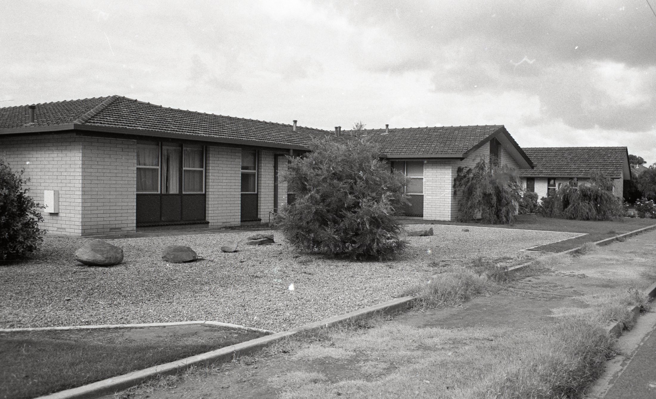 1975 - KC - Bonython House