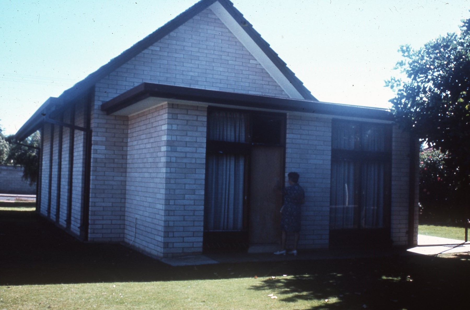 1975 - Kate Cocks Leal Chapel