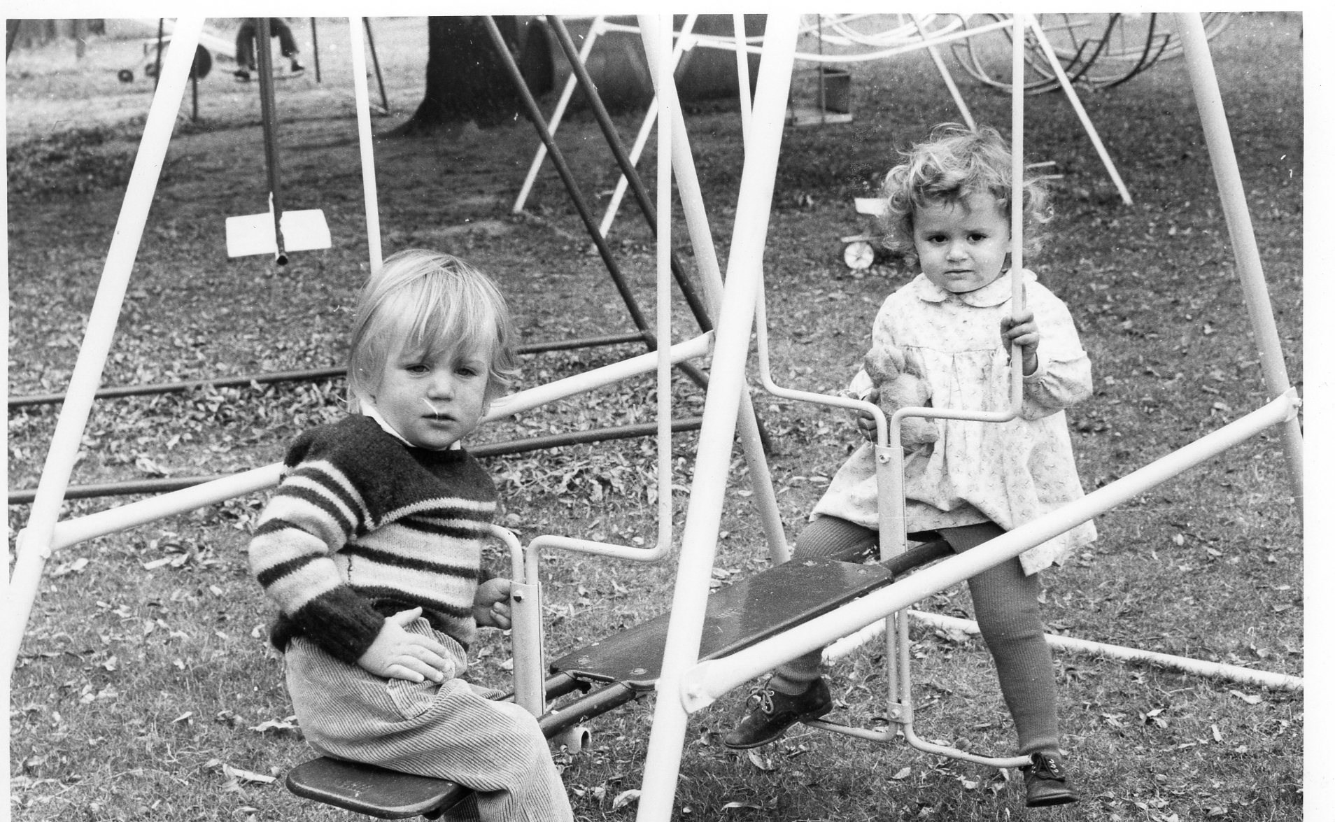 1977 - KC - Girl And Boy On Seesaw